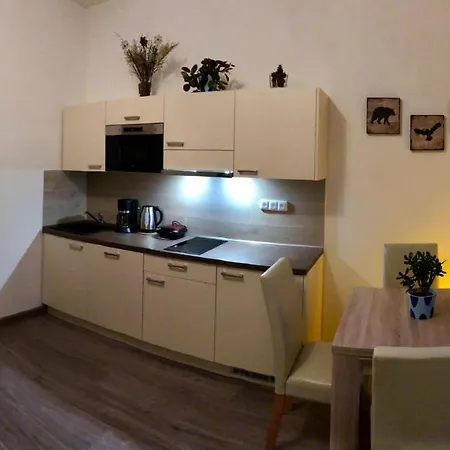 Apartment Yellow Street *